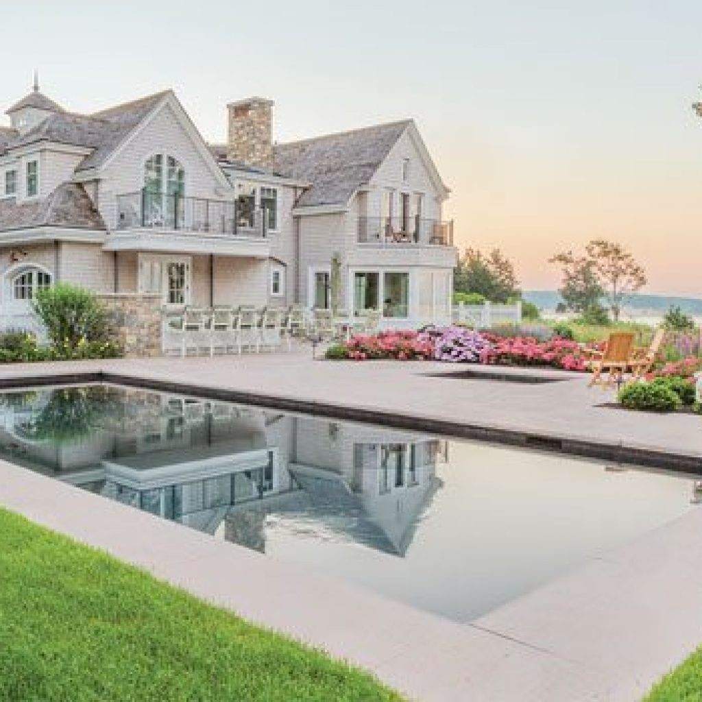 2016 BRICC Awards • Doreve Nicholaeff, Annual 2017 Cape Cod Home | capecodlife.com