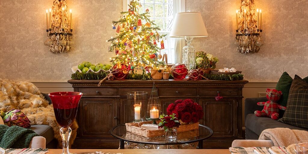 At-Home-Featured-Photo-Peter-Julian